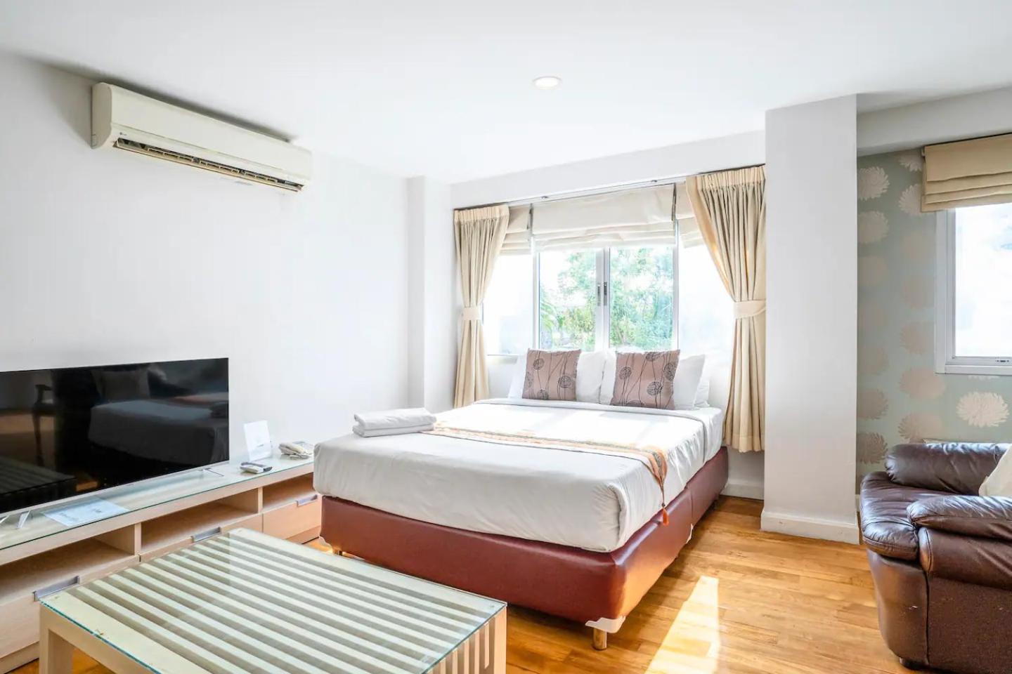 Nara Suite Residence Bangkok Bagian luar foto