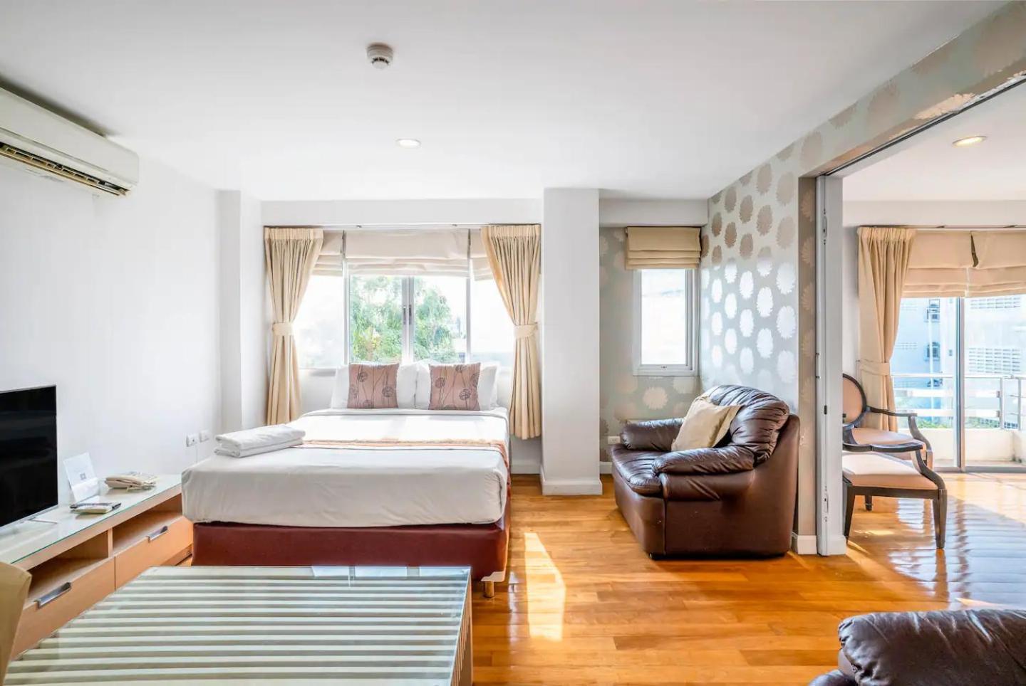 Nara Suite Residence Bangkok Bagian luar foto