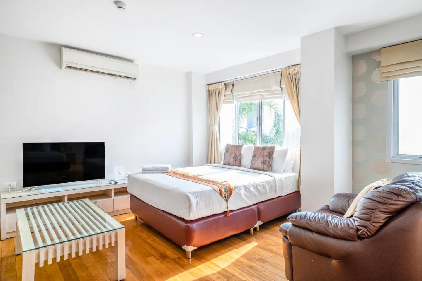 Nara Suite Residence Bangkok Bagian luar foto