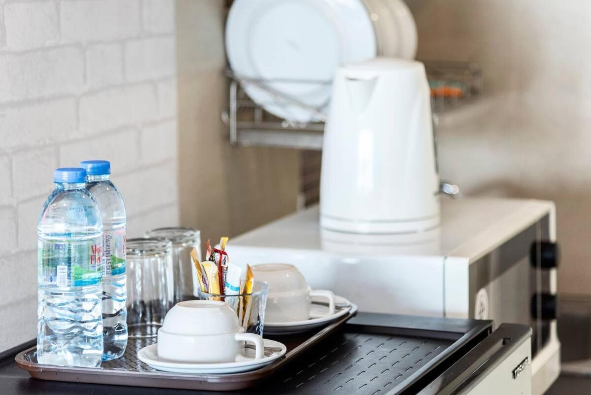 Nara Suite Residence Bangkok Bagian luar foto