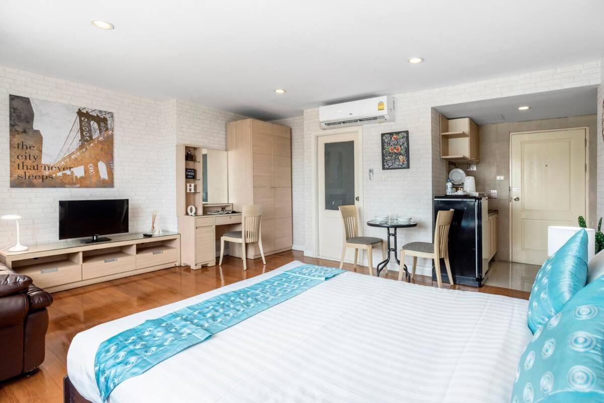 Nara Suite Residence Bangkok Bagian luar foto