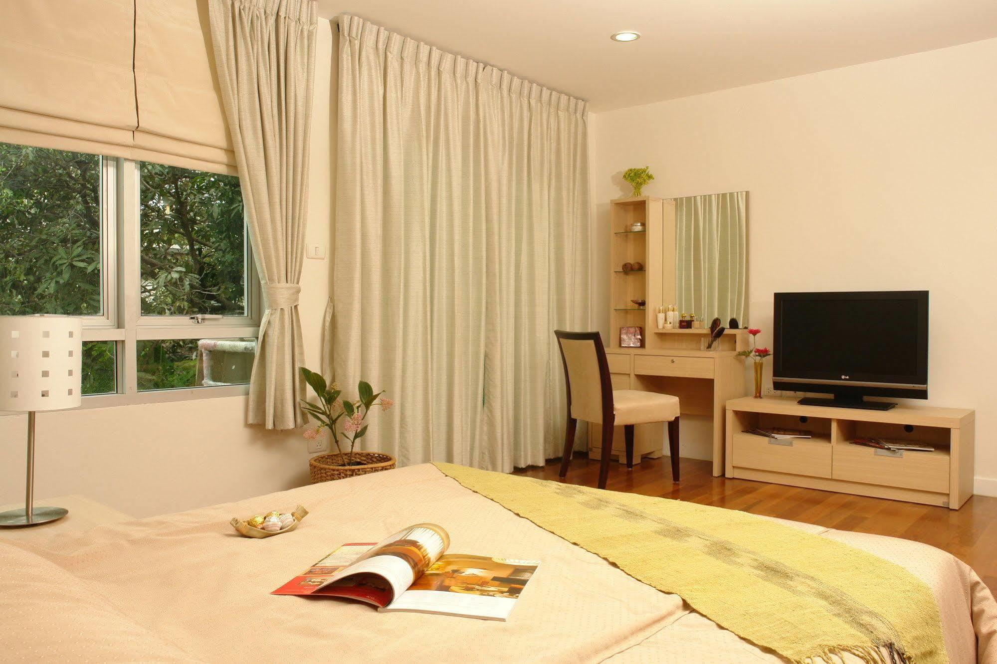 Nara Suite Residence Bangkok Bagian luar foto
